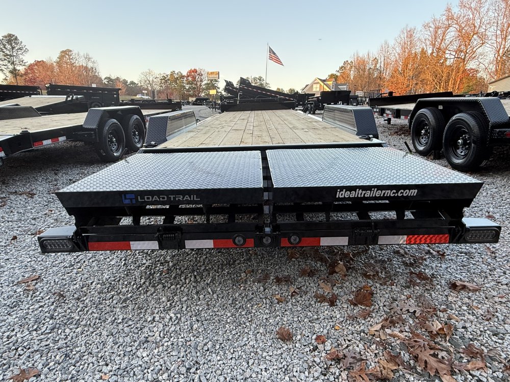 7X24 14K Load Trail Equipment w/Max Ramps & Toolbox
