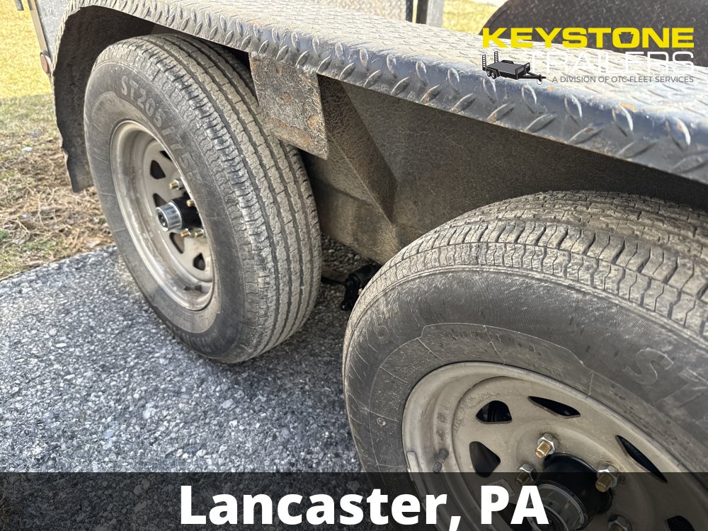 2008 Mustang - - Black - 5x10 - 7,000#