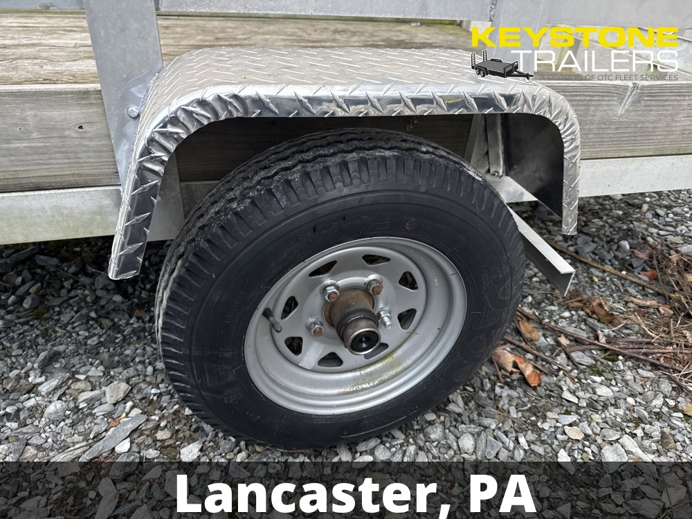 2011 Keystone - KAU58G-22 - Aluminum - 5x8 - 2,200#