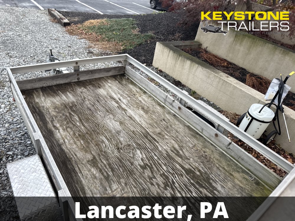 2011 Keystone - KAU58G-22 - Aluminum - 5x8 - 2,200#