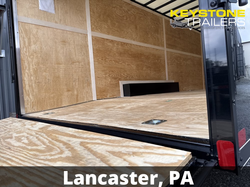 2027 Homesteader - 824IH - Black - 8.5'x24' - 9,950#