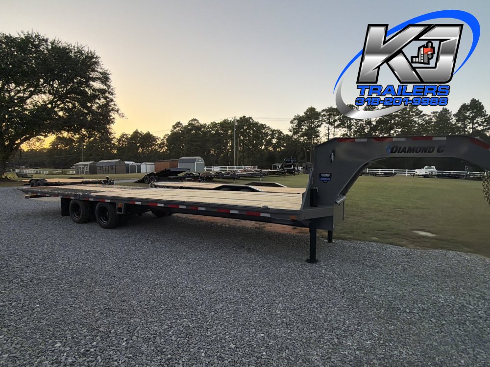 102"x35' Diamond C GooseneckGray
