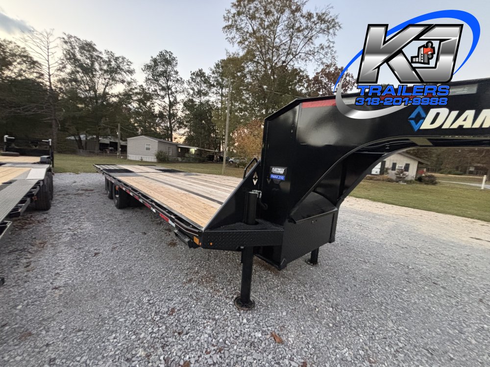 102"x30' Diamond C Gooseneck