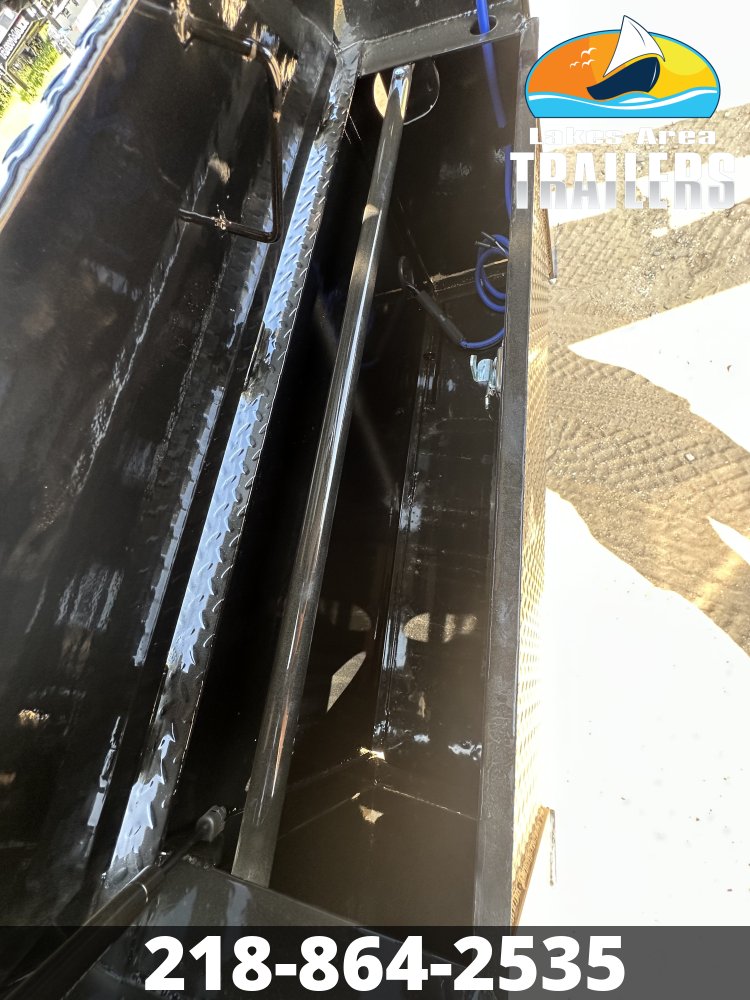 2027 LOAD TRAIL 102X30 25,900K LOW-PRO GOOSENECK TRAILER