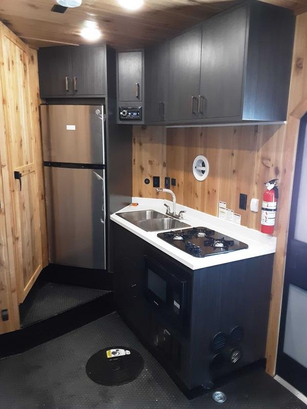 2023 TEAM LODGE GRAND LODGE WIDE FISH HOUSE