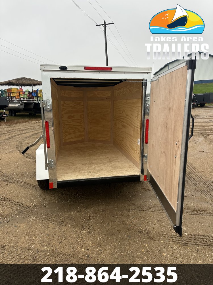 2027 CROSS 5X8 WHITE ENCLOSED TRAILER