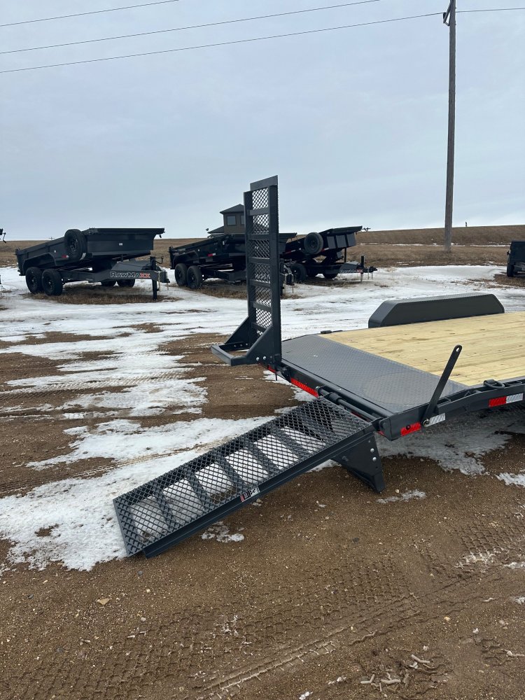 2025 LAMAR 83X20 EQUIPMENT TRAILER