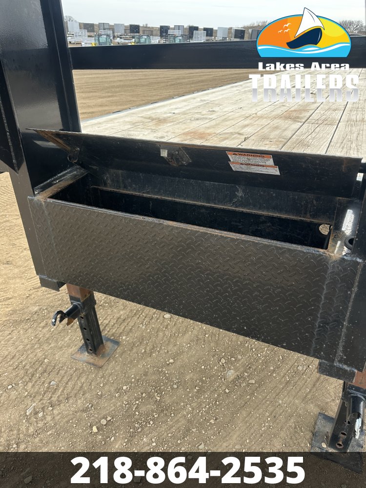 2023 TEXAS PRIDE 102X40 GOOSENECK TRAILER