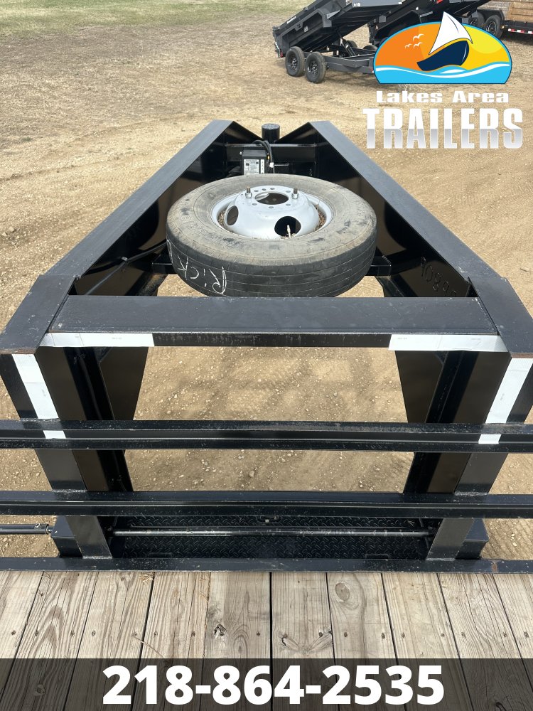 2023 TEXAS PRIDE 102X40 GOOSENECK TRAILER