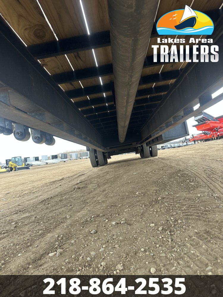 2023 TEXAS PRIDE 102X40 GOOSENECK TRAILER