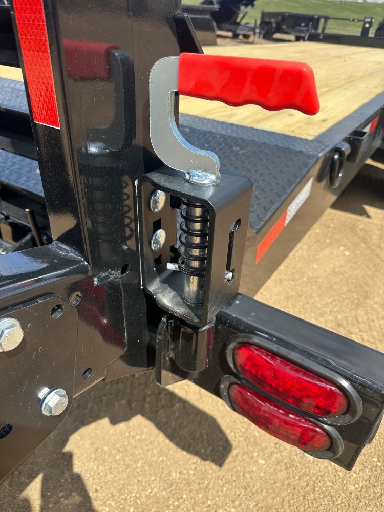 2025 BEHNKE 83X22 20K EQUIPMENT TRAILER