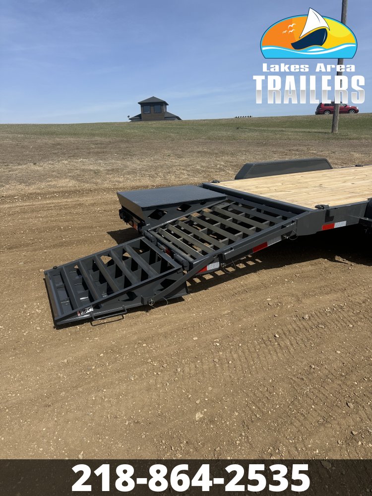 2026 LAMAR 83X24 EQUIPMENT TRAILER