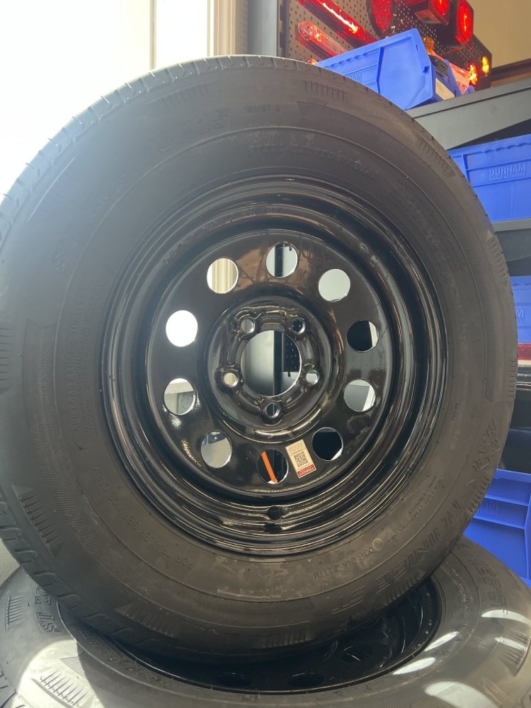 5 LUG 5-4.5 Rainier ST205/7R15C 1820# 50PSI