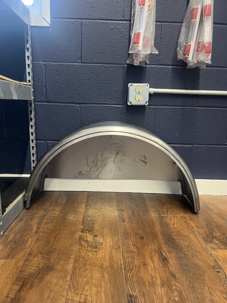1 SINGLE AXLE STEEL FENDER
