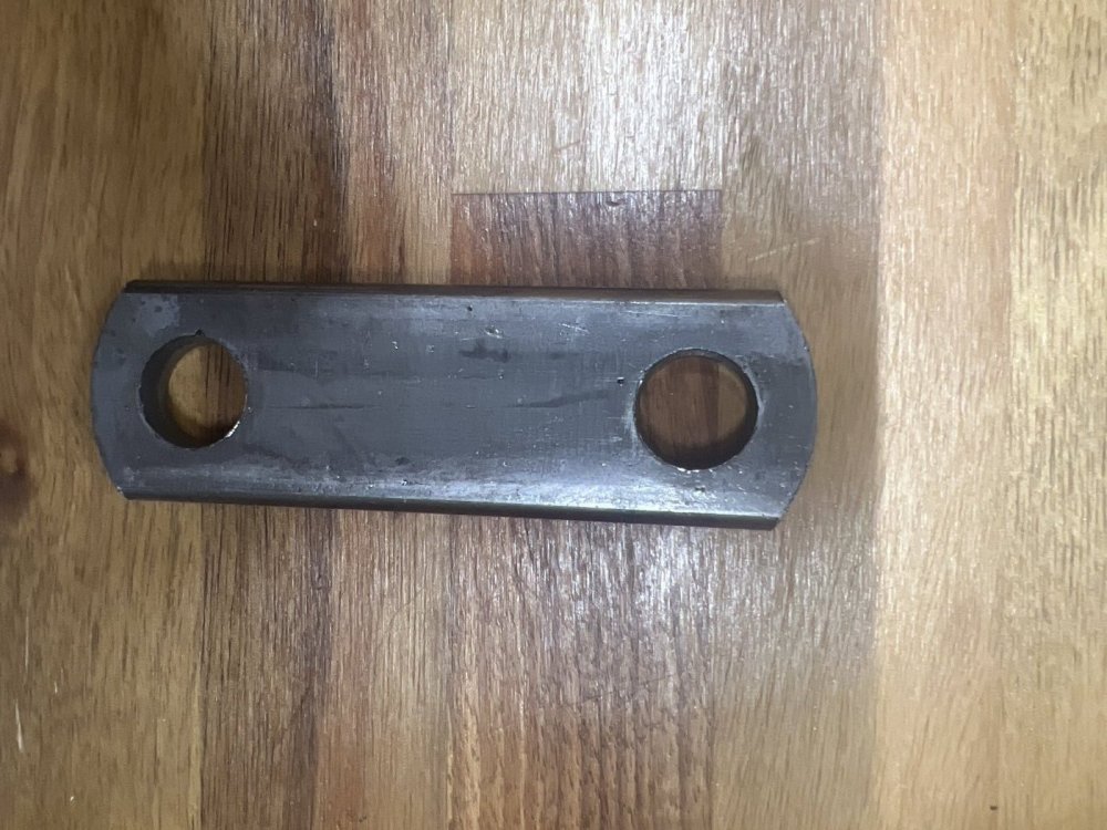 2 3/4" LONG SHACKLE STRAP