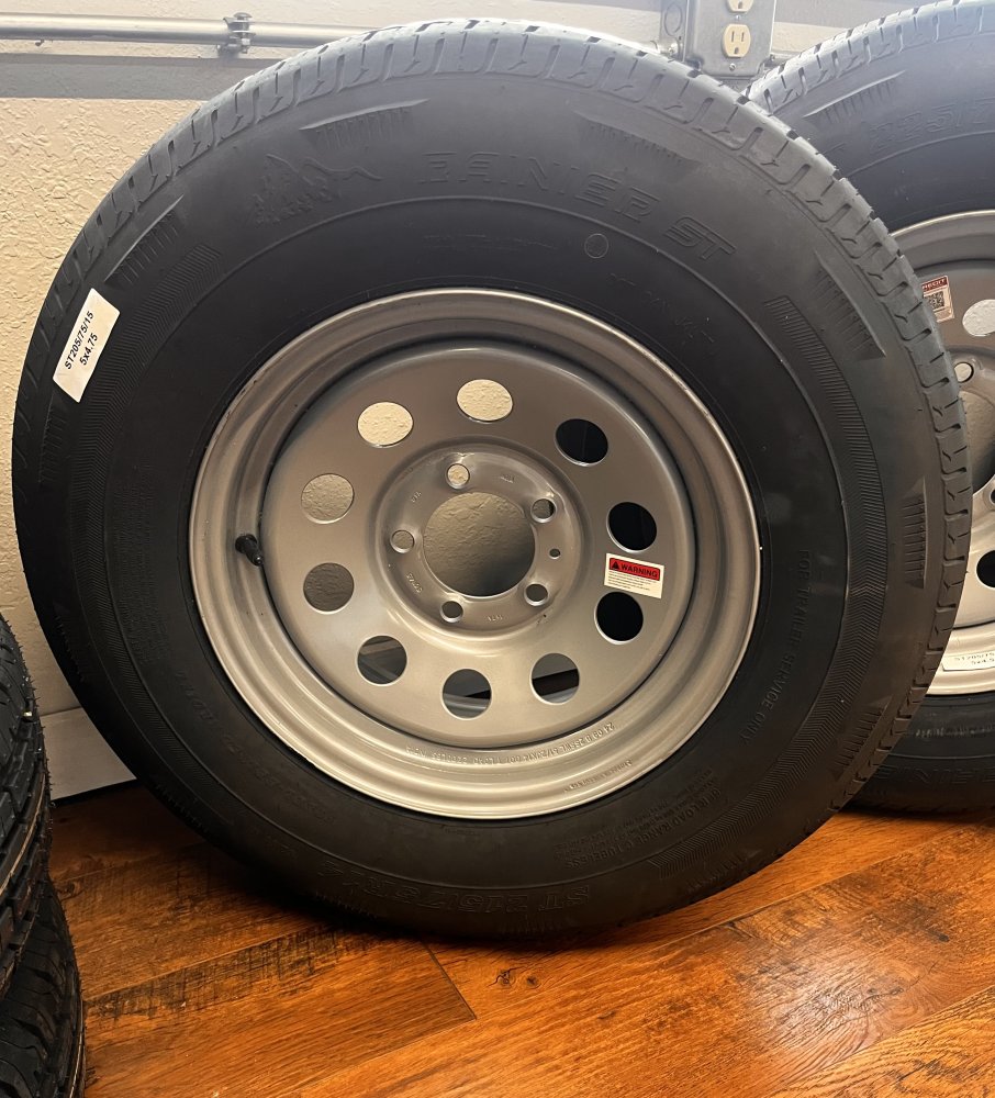ST205/75/15 : 5x4.5 - Gray