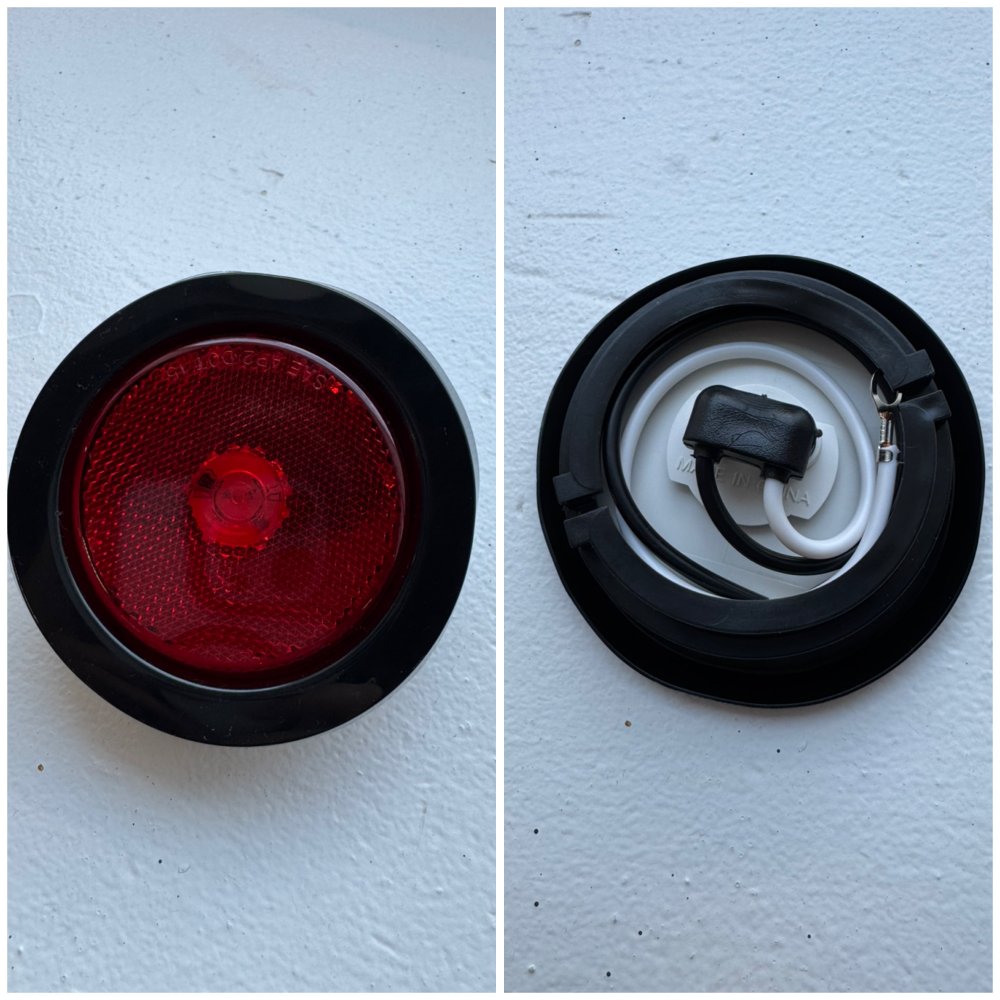 2.5 ROUND RED MARKER LIGHT