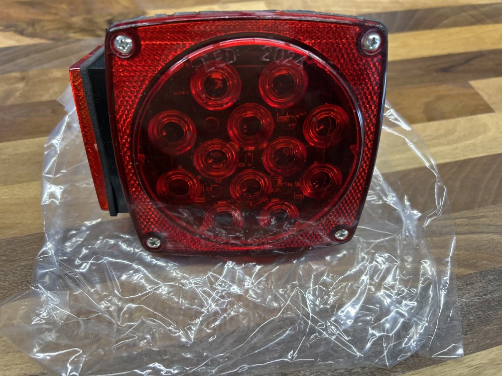 LH LED SIDE TAILLIGHT