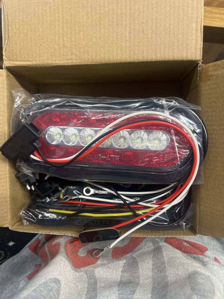 6.4 inch oval led trailer light