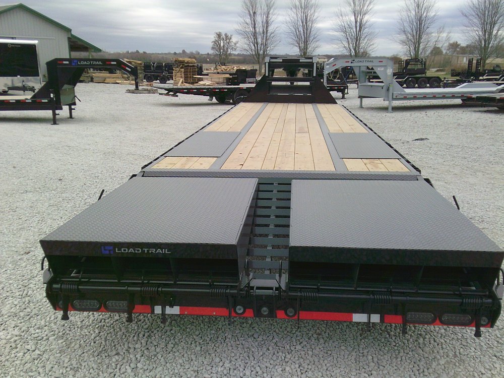 102" x 34' Tandem Low-Pro Gooseneck