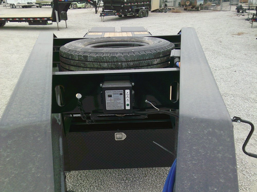 102" x 34' Tandem Low-Pro Gooseneck