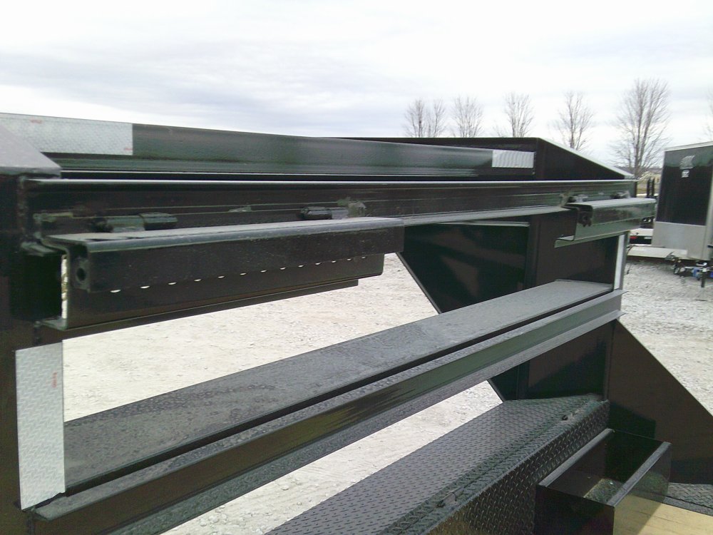 102" x 40' Triple Gooseneck Carhauler