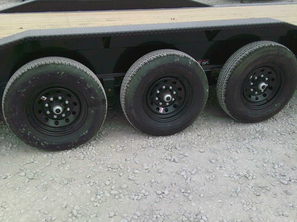 102" x 40' Triple Gooseneck Carhauler