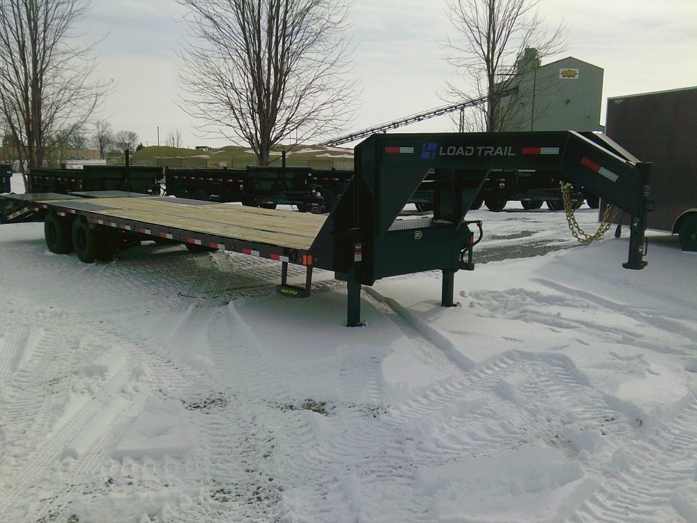 102" x 32' Tandem Low-Pro Gooseneck