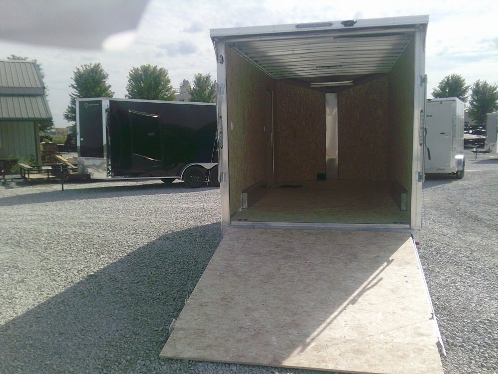 7.5X16 ENCLOSED LIGHTNING
