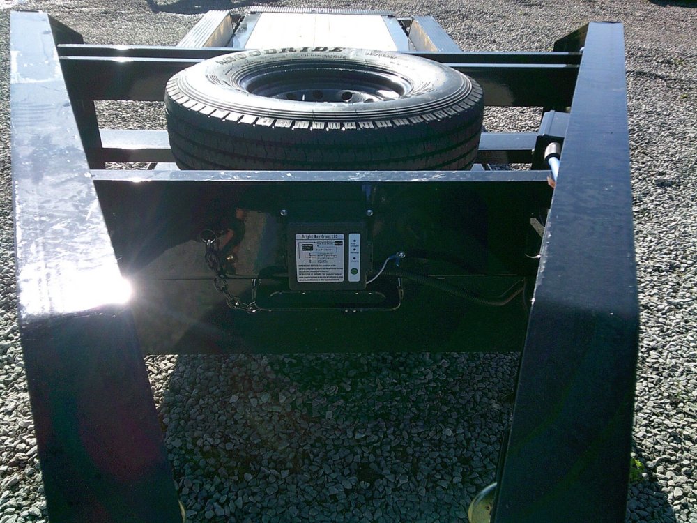 83" X 24' Tilt-N-Go Gooseneck Triple Axle Tilt Deck