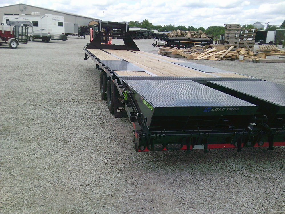 102" x 34' Tandem Low-Pro Gooseneck