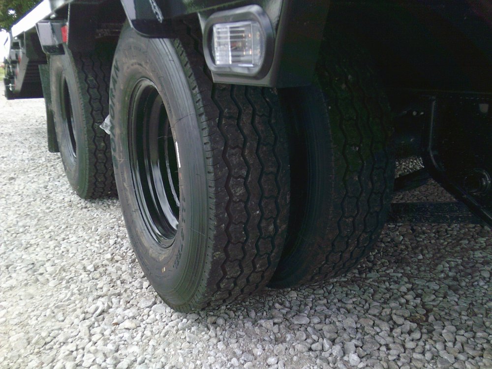 102" x 34' Tandem Low-Pro Gooseneck