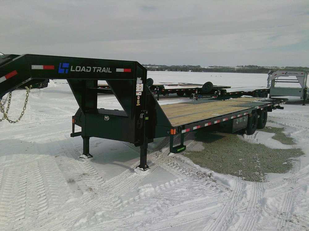102" X 32' Gooseneck w/Hyd. Dove Trailer 24K