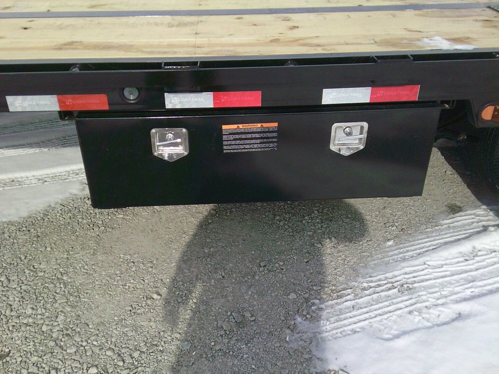 102" X 32' Gooseneck w/Hyd. Dove Trailer 24K