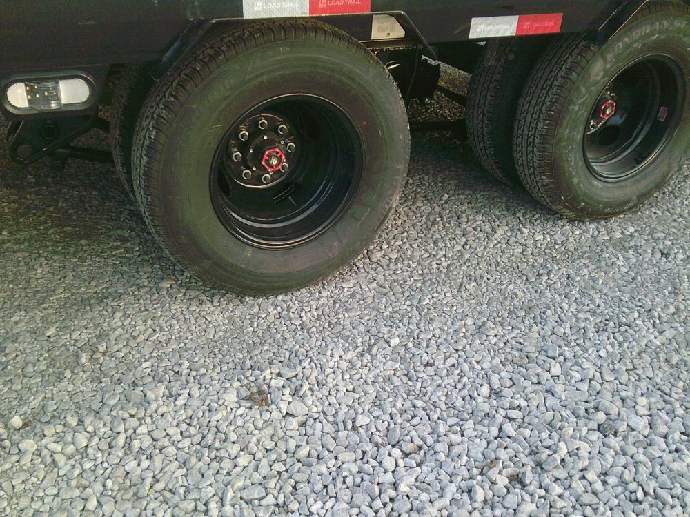 102" x 28' Tandem Low-Pro Gooseneck