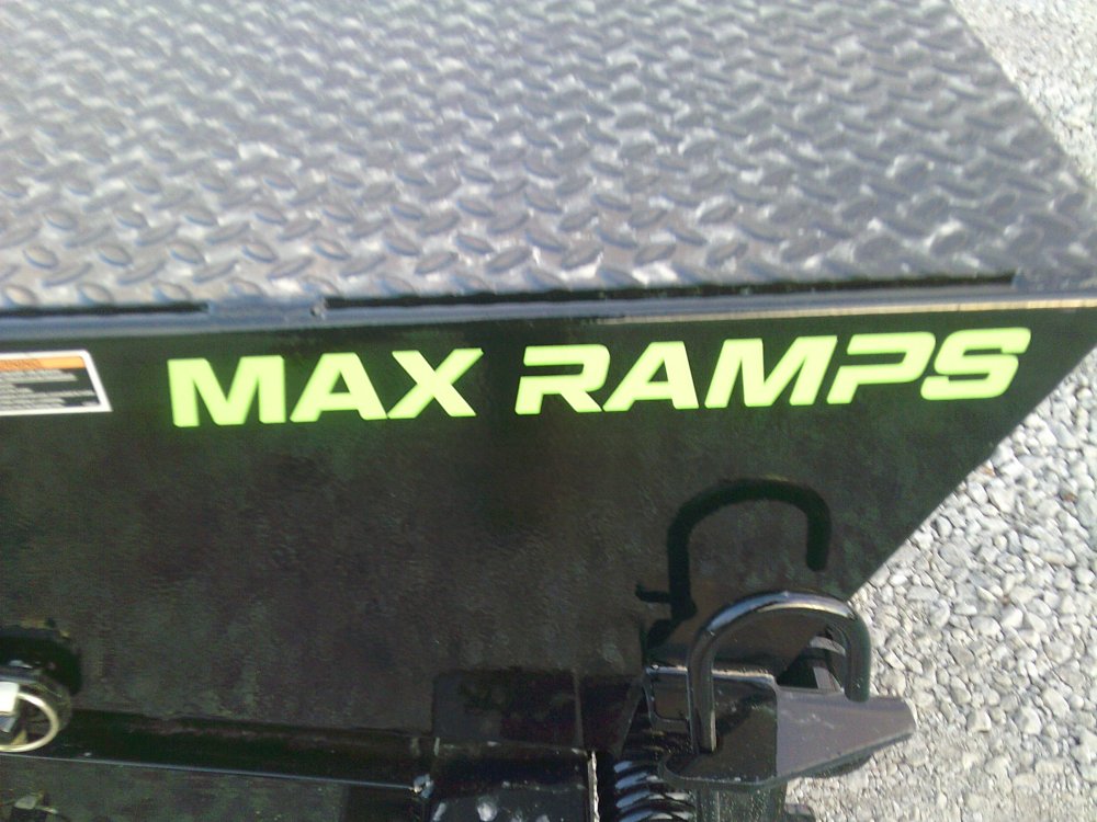 102" x 28' Tandem Low-Pro Gooseneck