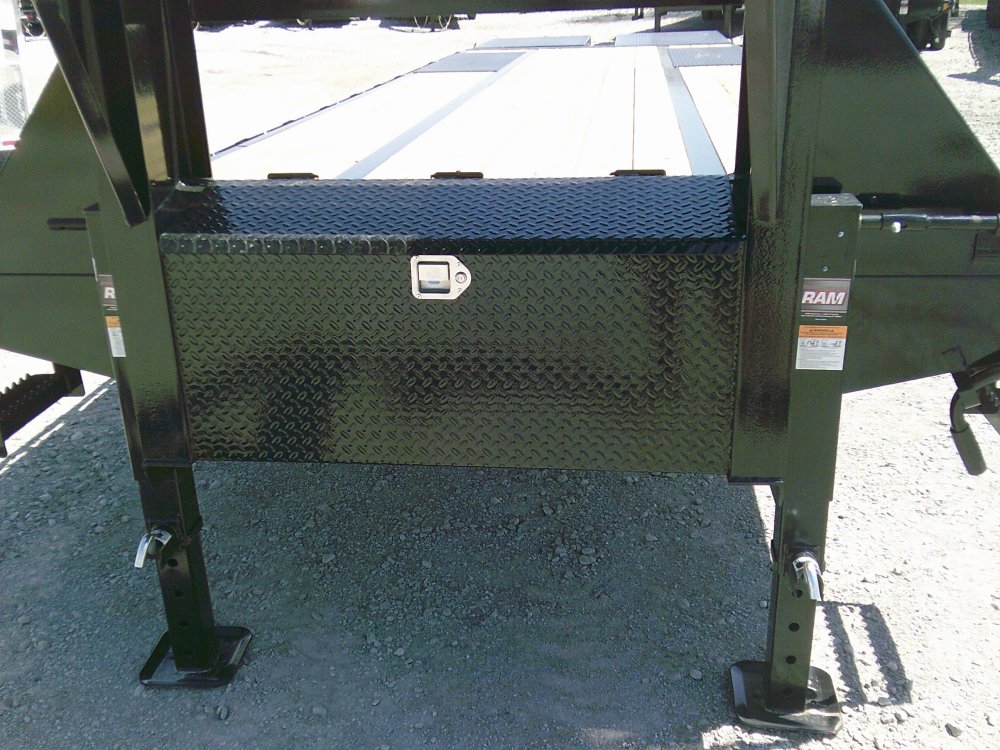 102" x 32' Tandem Low-Pro Gooseneck -24K