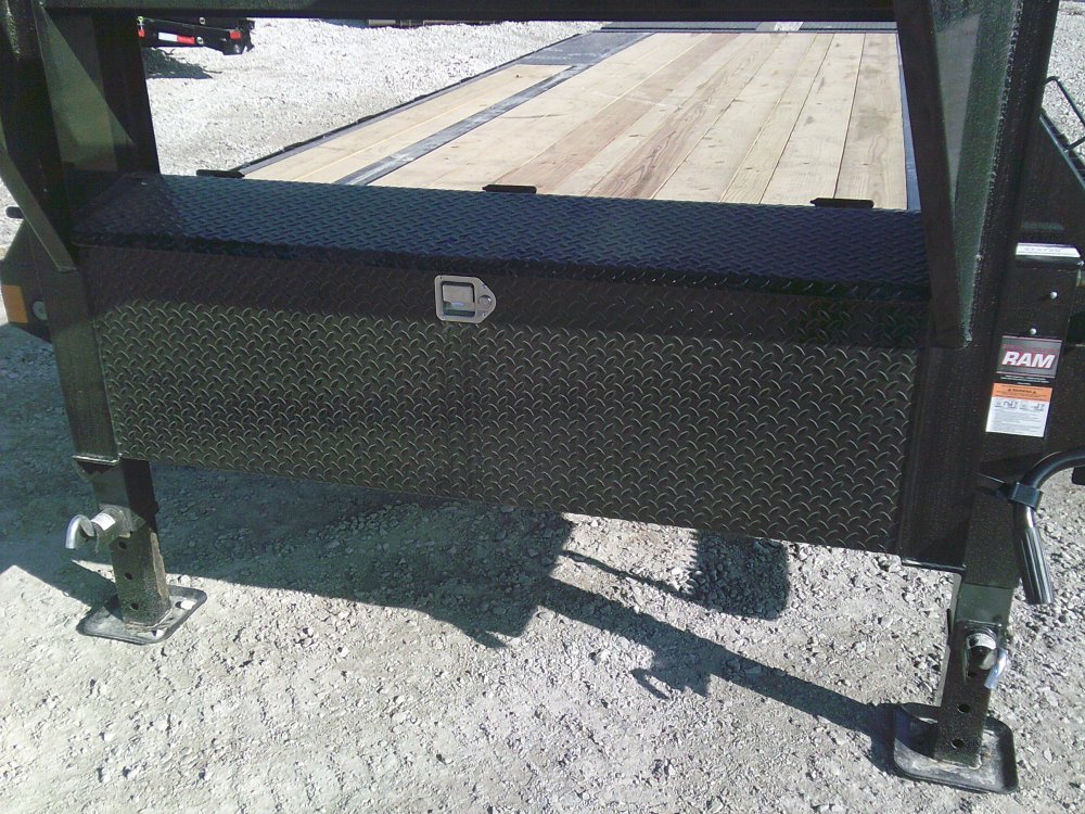 102" x 25' Single Wheel Low-Pro Gooseneck