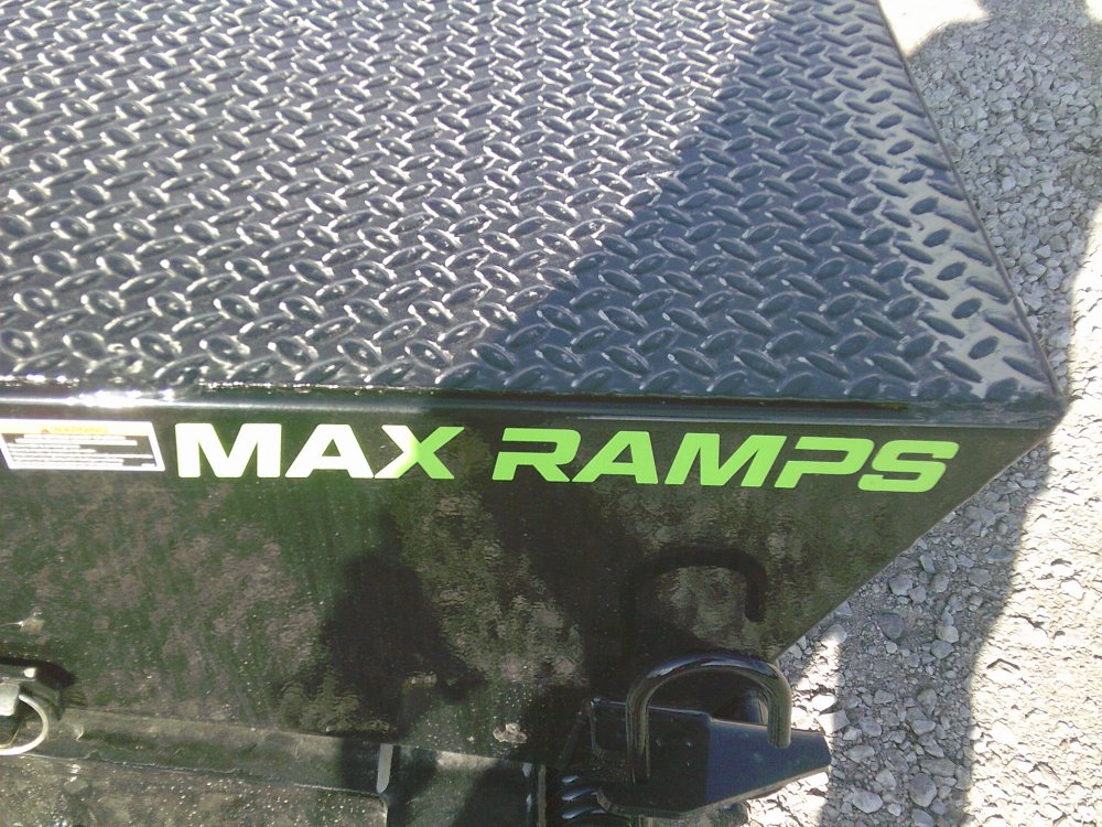 102" x 25' Single Wheel Low-Pro Gooseneck