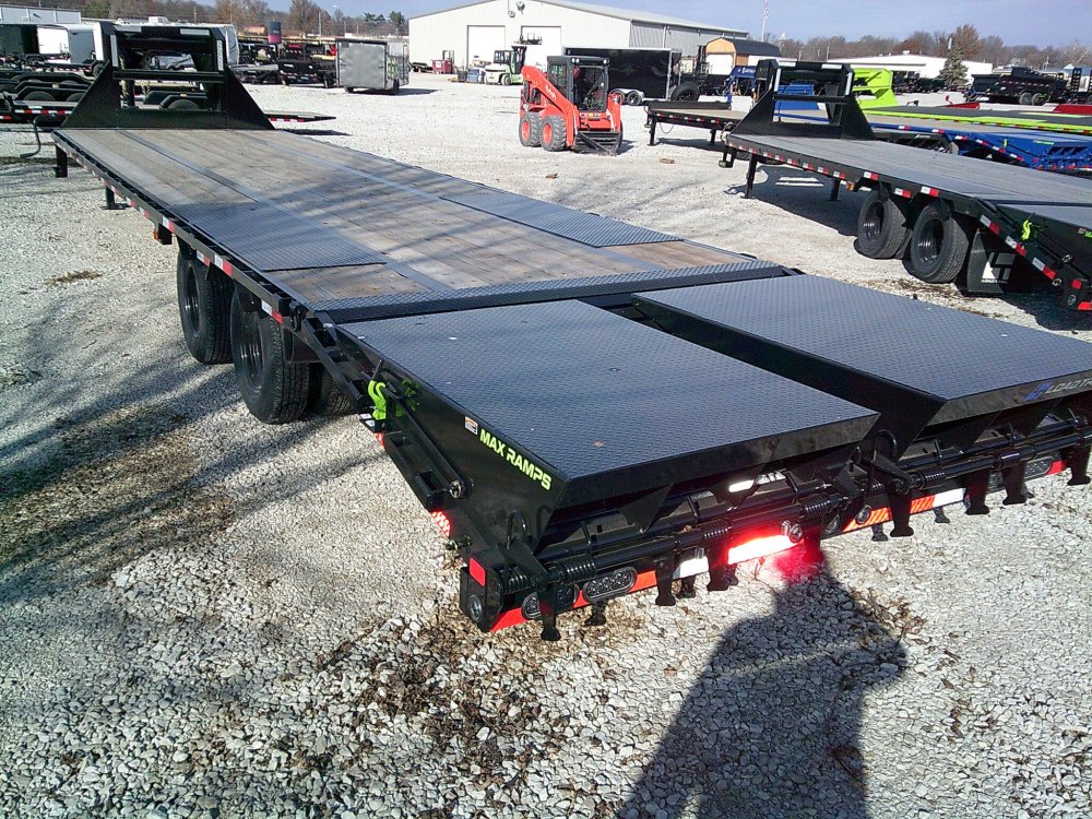 102" X 34' Tandem Low-Pro Gooseneck Trailer 25.9K