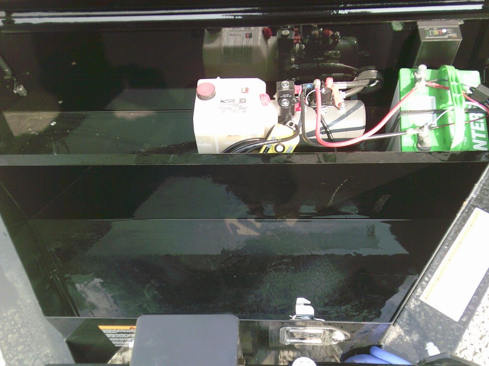 83" x 14' Tandem Axle Dump Low-Pro Dump