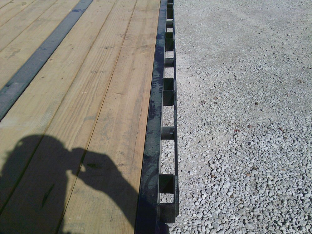 102" x 32' Tandem Low-Pro Gooseneck