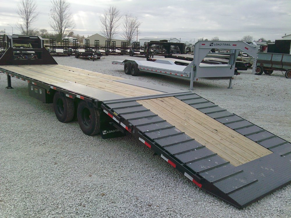 102" x 34' Tandem Low-Pro Gooseneck w/Hyd. Dove -24K