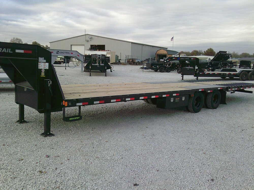 102" x 34' Tandem Low-Pro Gooseneck w/Hyd. Dove -24K