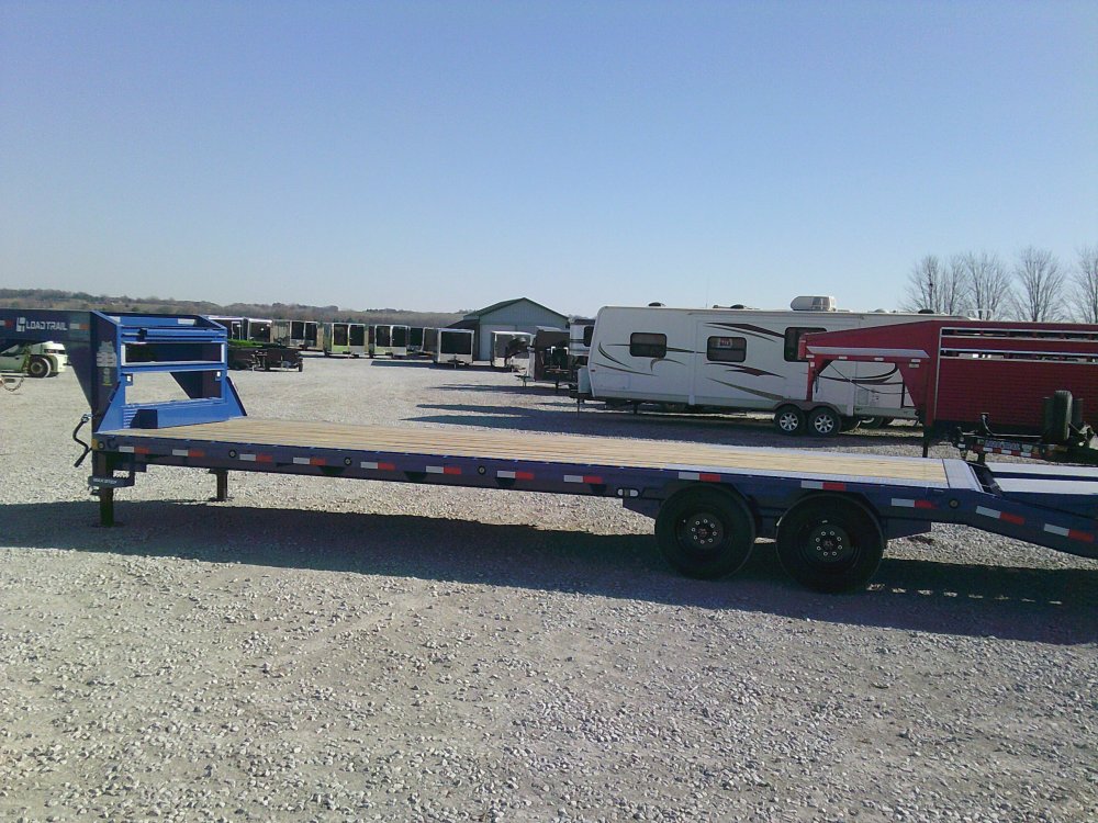 102" x 30' Single Wheel Low-Pro Gooseneck