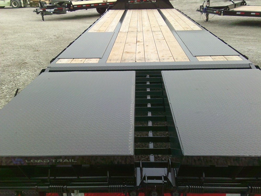102" X 30' Tandem Low-Pro Gooseneck Trailer 24K
