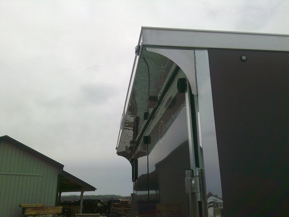 8.5X26 ALPHA SERIES 10K ENCLOSED TRAILER