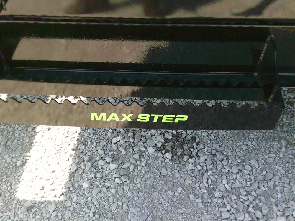 83" x 14' Tandem Axle Dump Low-Pro Dump