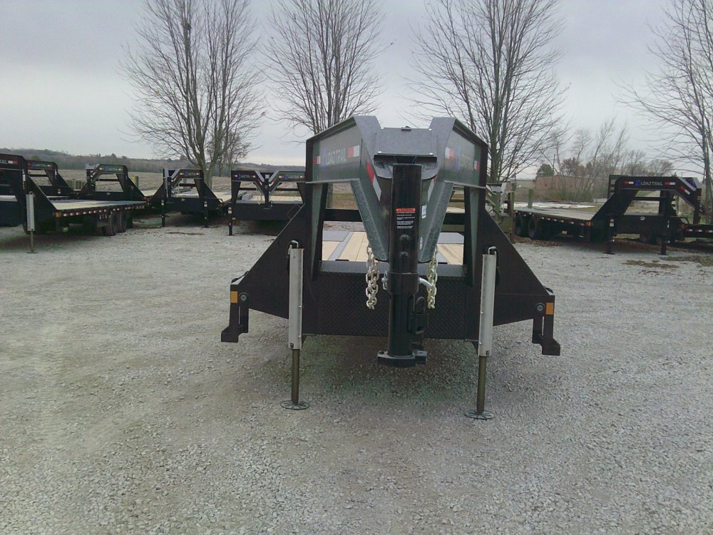 102" x 32' Tandem Low-Pro Gooseneck w/Hyd. Dove -25900K
