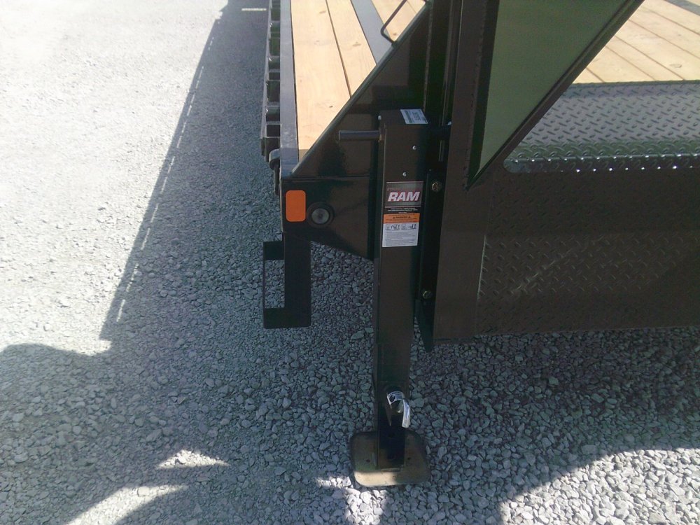 102" X 25' SINGLE WHEEL LOW-PRO GOOSENECK -14K